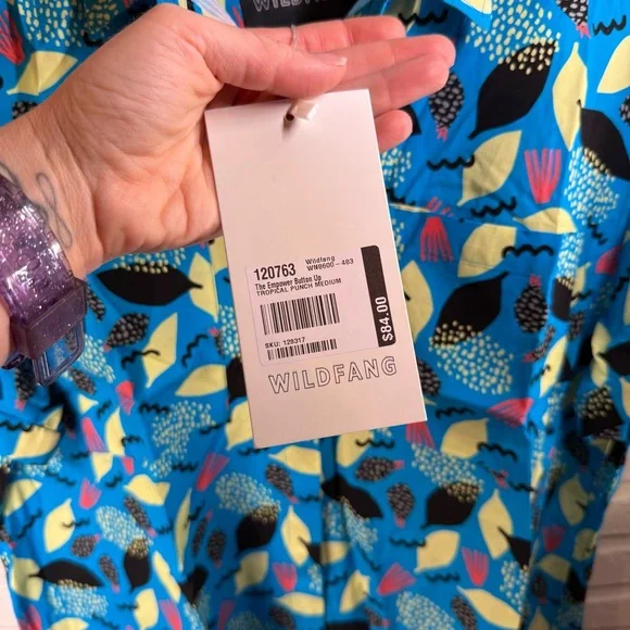 Wildfang Tropical Punch 90s THE EMPOWER BUTTON UP , Women’s Size Medium - Picture 6 of 9